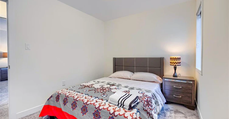 27 Garland Avenue, Cambridge, ON, N1T 0E7 - 36