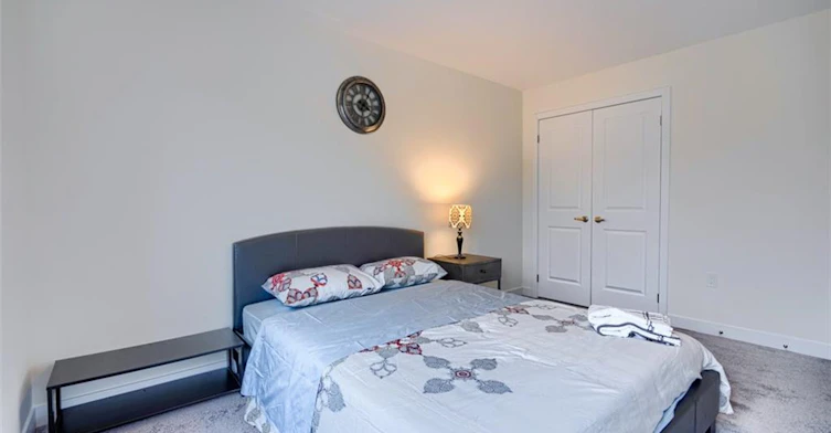 27 Garland Avenue, Cambridge, ON, N1T 0E7 - 38