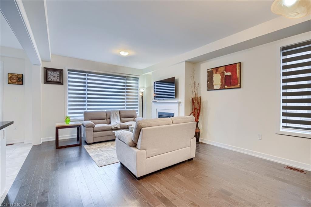 27 Garland Avenue, Cambridge, ON, N1T 0E7 - 11