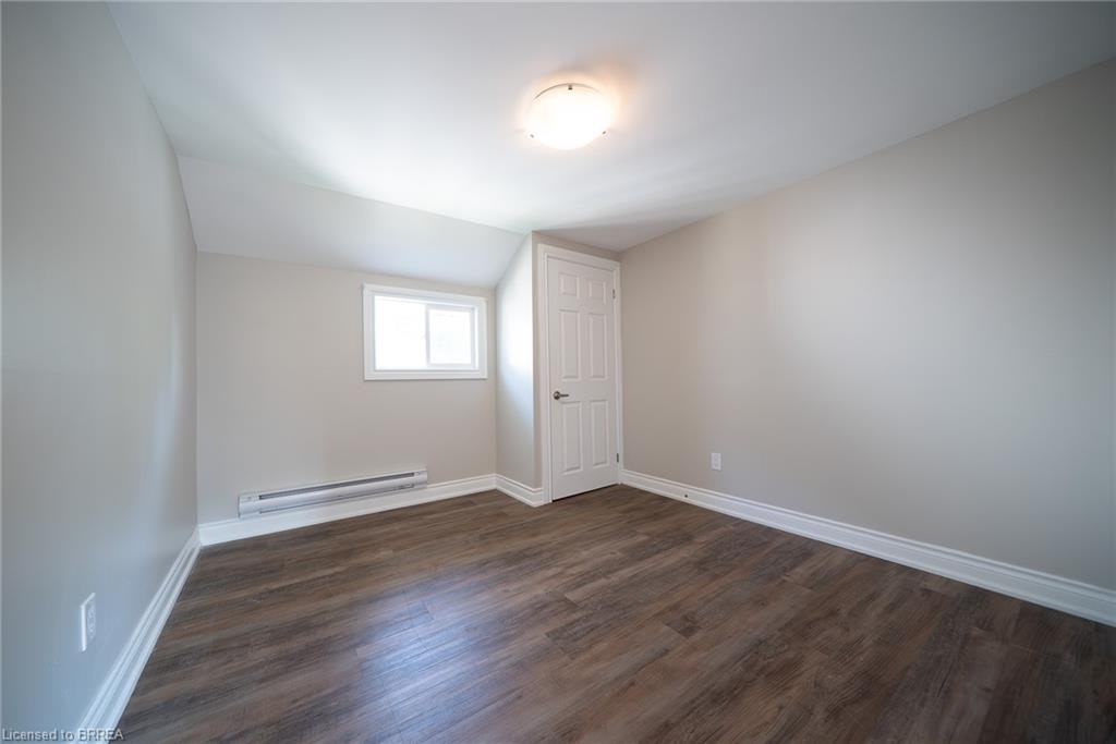 UPPER-20 Fair Avenue, Brantford, ON, N3S 2M5 - 7