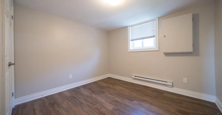 UPPER-20 Fair Avenue, Brantford, ON, N3S 2M5 - 11