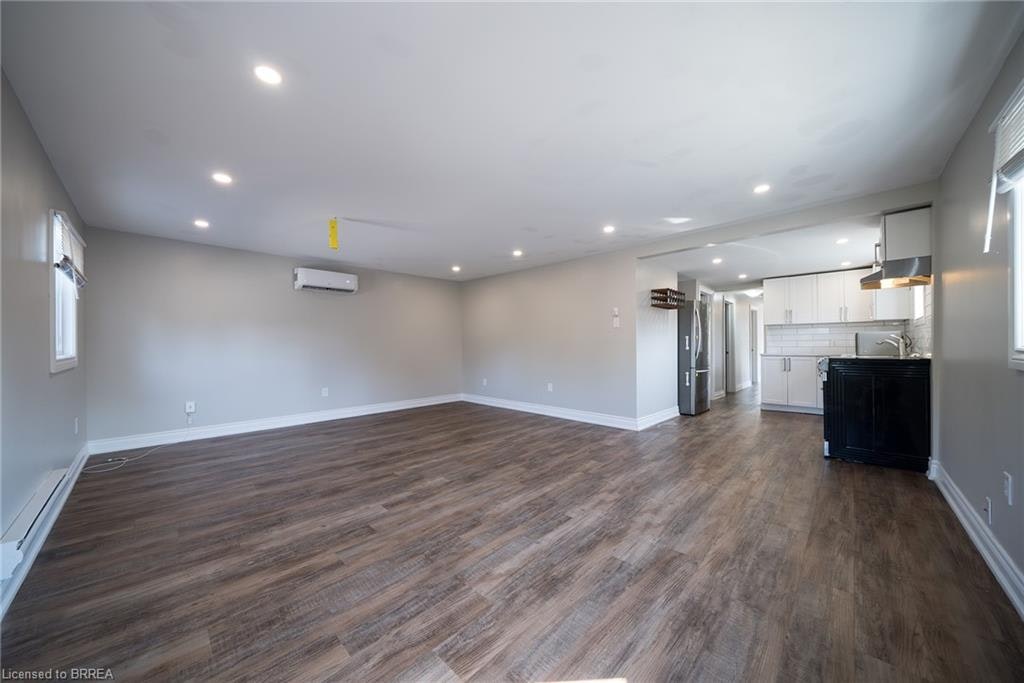 UPPER-20 Fair Avenue, Brantford, ON, N3S 2M5 - 16