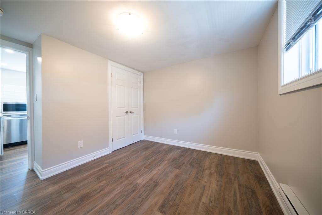 UPPER-20 Fair Avenue, Brantford, ON, N3S 2M5 - 12
