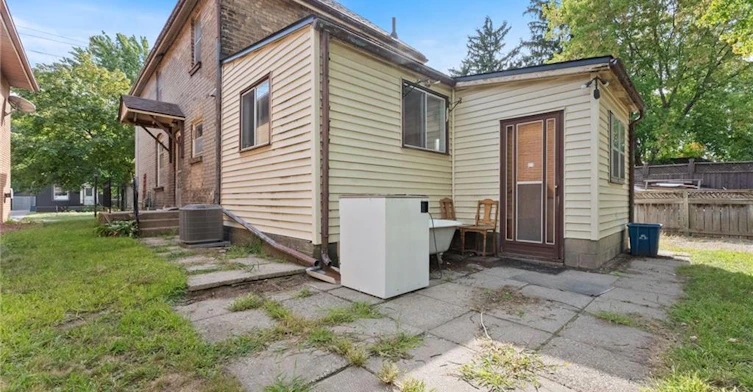 LOWER-150 Elgin Street, Brantford, ON, N3S 5A5 - 11