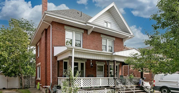 UPPER-153 Drummond Street, Brantford, ON, N3S 6A4 - 2