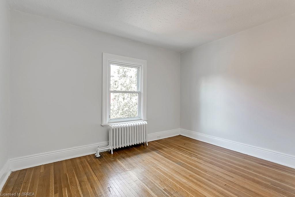 UPPER-153 Drummond Street, Brantford, ON, N3S 6A4 - 16