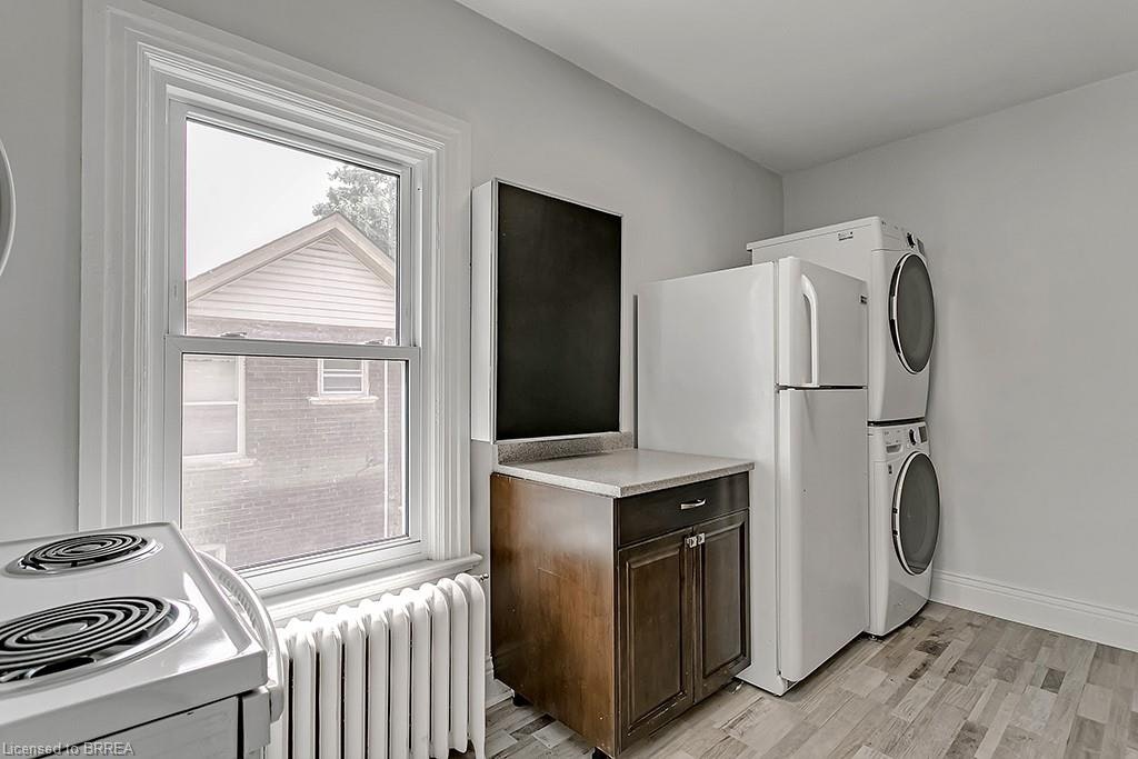 UPPER-153 Drummond Street, Brantford, ON, N3S 6A4 - 7