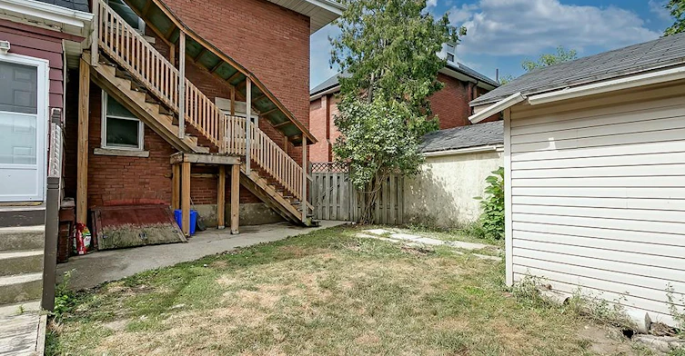 UPPER-153 Drummond Street, Brantford, ON, N3S 6A4 - 31