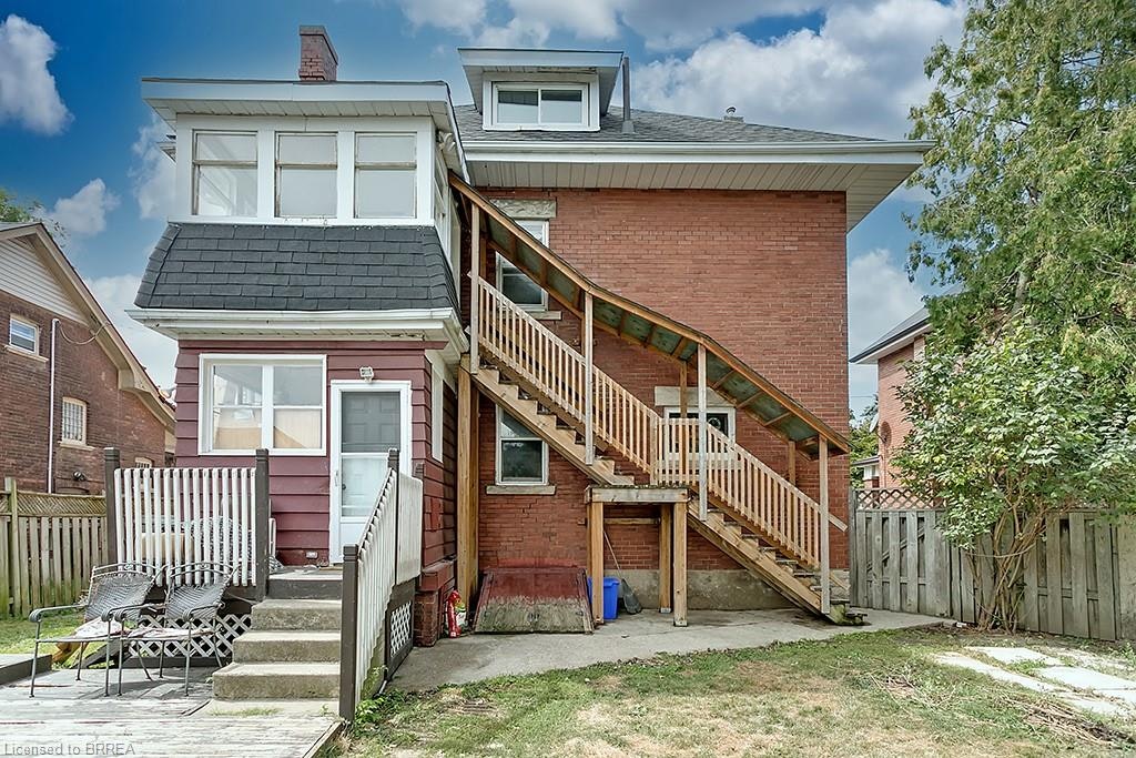UPPER-153 Drummond Street, Brantford, ON, N3S 6A4 - 32