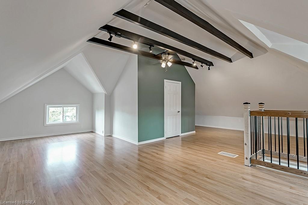 UPPER-153 Drummond Street, Brantford, ON, N3S 6A4 - 19