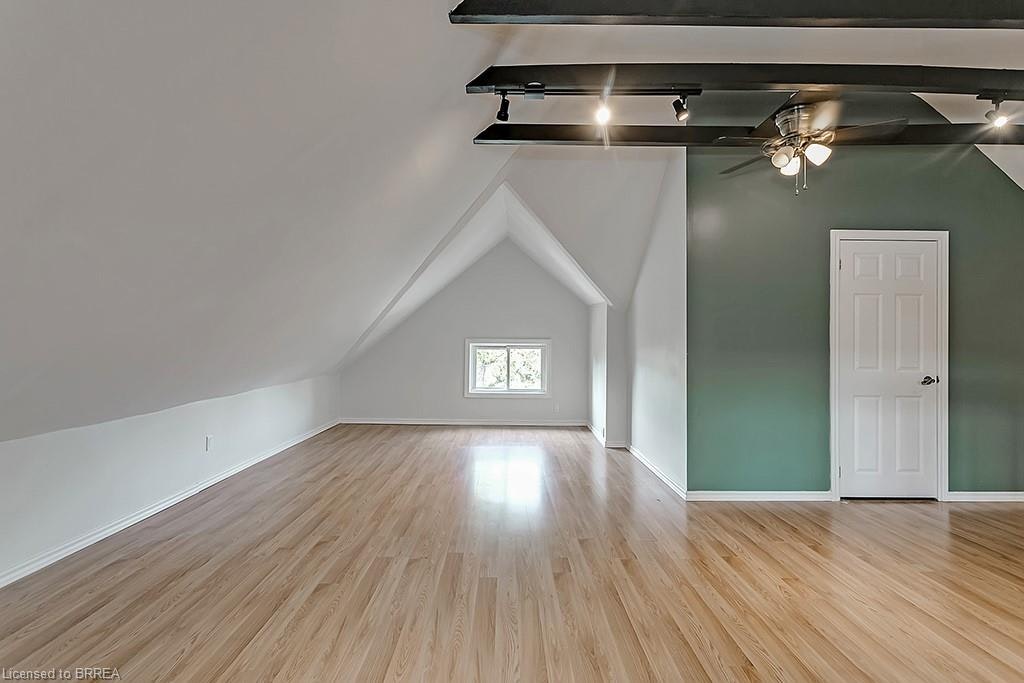 UPPER-153 Drummond Street, Brantford, ON, N3S 6A4 - 20