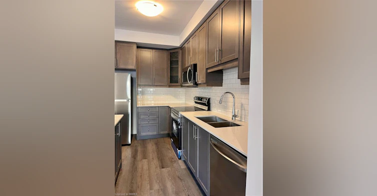 2-461 Blackburn Drive, Brantford, ON, N3T 0W9 - 6