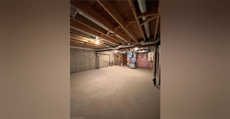 2-461 Blackburn Drive, Brantford, ON, N3T 0W9 - 15