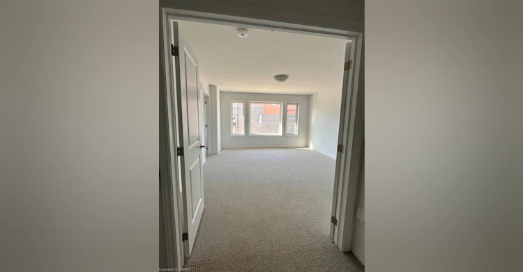 2-461 Blackburn Drive, Brantford, ON, N3T 0W9 - 8
