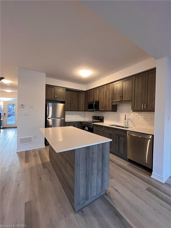 2-461 Blackburn Drive, Brantford, ON, N3T 0W9 - 5
