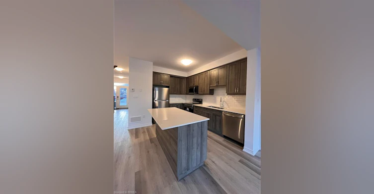 2-461 Blackburn Drive, Brantford, ON, N3T 0W9 - 5