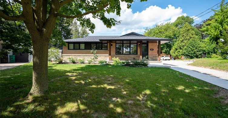2-10 Cardinal Crescent N, Waterloo, ON, N2J 2E4