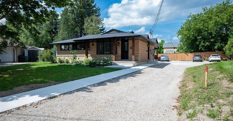 2-10 Cardinal Crescent N, Waterloo, ON, N2J 2E4 - 4