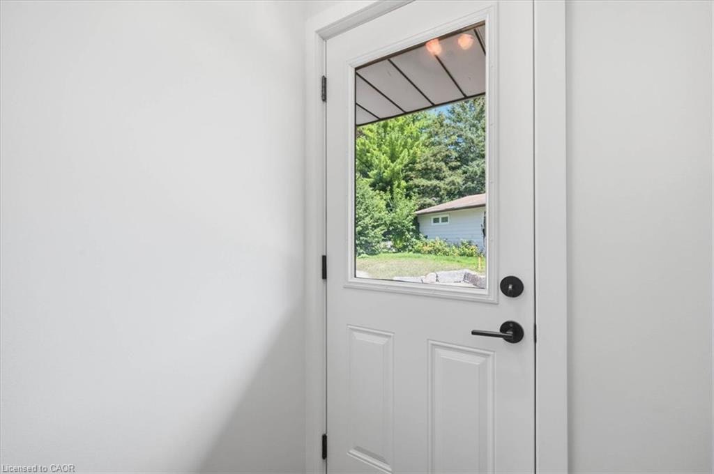 2-10 Cardinal Crescent N, Waterloo, ON, N2J 2E4 - 8