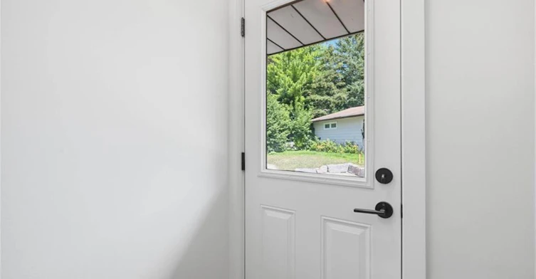 2-10 Cardinal Crescent N, Waterloo, ON, N2J 2E4 - 8