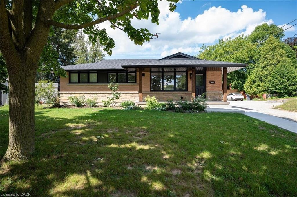 2-10 Cardinal Crescent N, Waterloo, ON, N2J 2E4 - 2