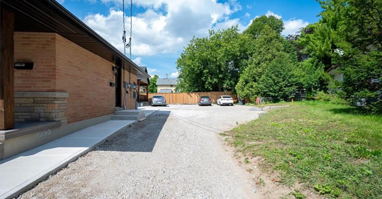 2-10 Cardinal Crescent N, Waterloo, ON, N2J 2E4 - 5