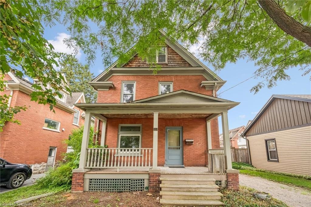 46 Pequegnat Avenue, Kitchener, ON, N2H 1R8 - 2