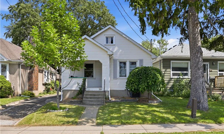 218 Lake Street