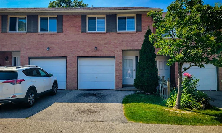 3-40 Summercrest Drive