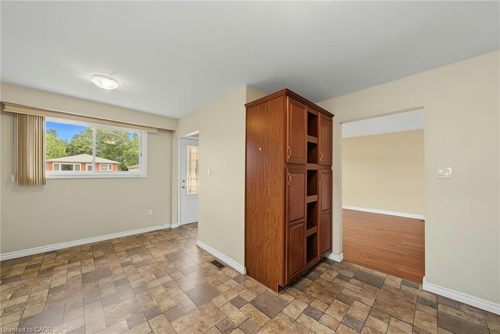 Main-59 Aterno Drive, Hamilton, ON, L9C 5S4 - 8