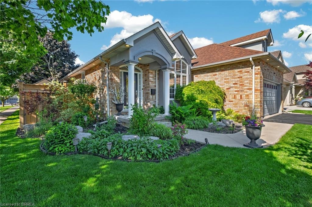 62 Varley Crescent, Brantford, ON, N3R 7Z7