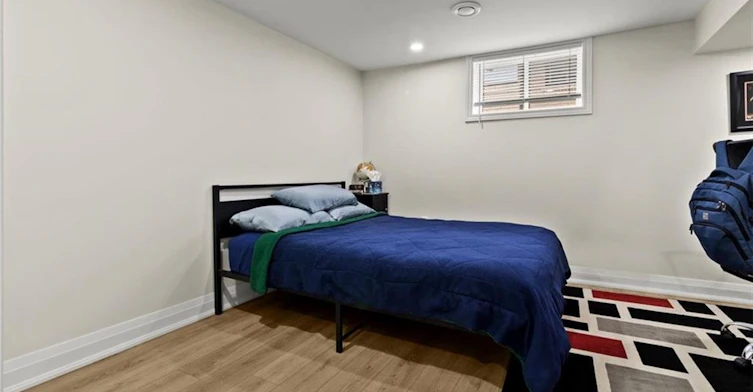 Lower-161 Hoover Crescent, Hamilton, ON, L9A 3H2 - 8