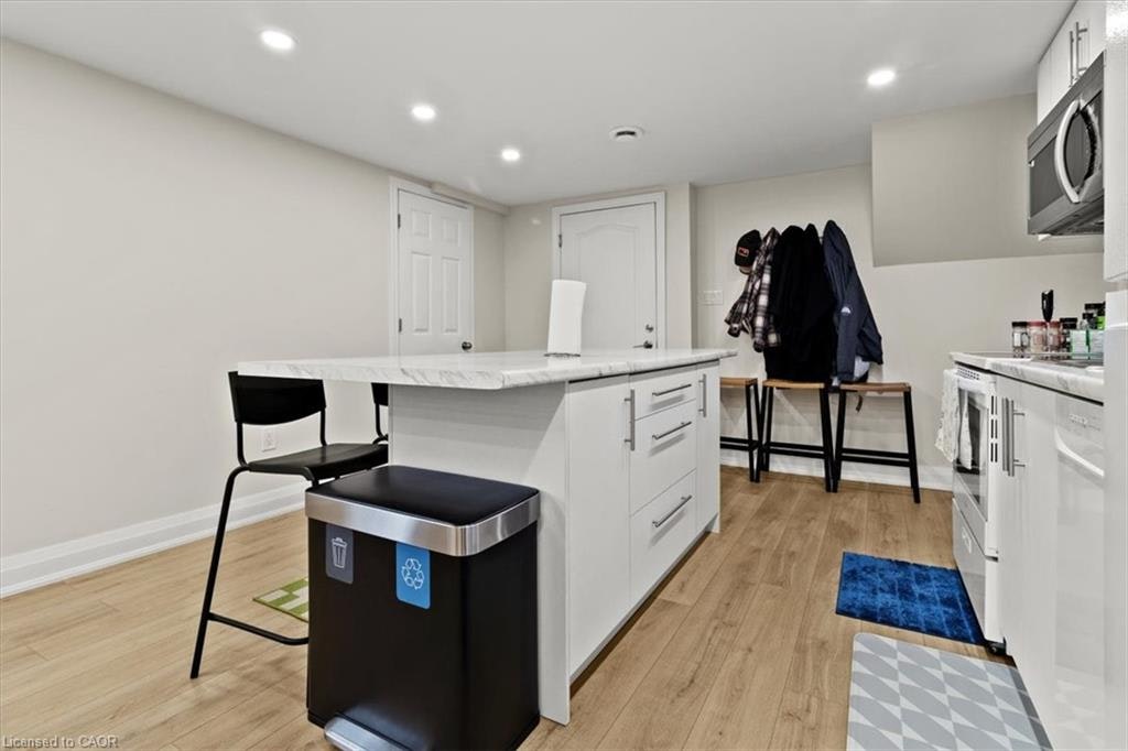 Lower-161 Hoover Crescent, Hamilton, ON, L9A 3H2 - 7