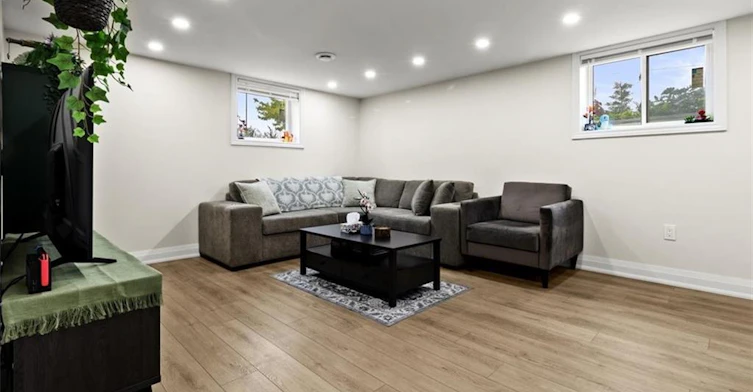 Lower-161 Hoover Crescent, Hamilton, ON, L9A 3H2 - 5