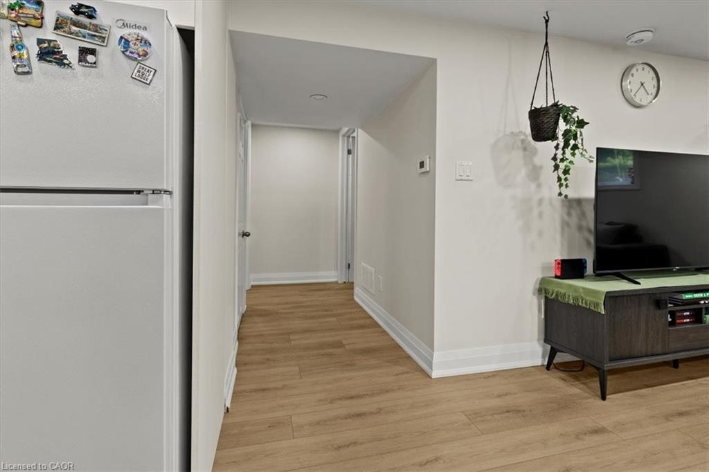 Lower-161 Hoover Crescent, Hamilton, ON, L9A 3H2 - 9