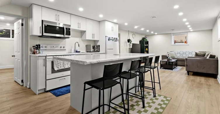 Lower-161 Hoover Crescent, Hamilton, ON, L9A 3H2 - 4