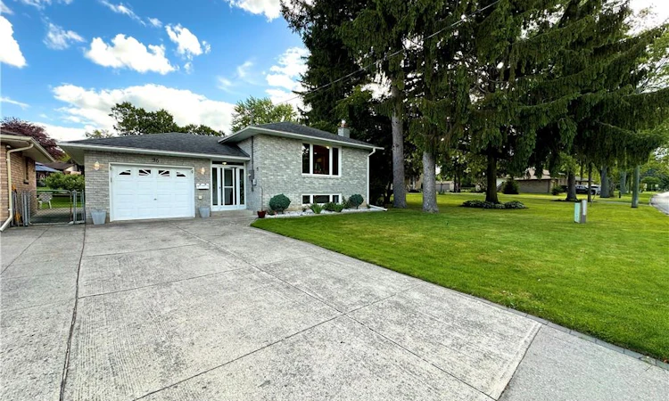 36 Oakhill Drive