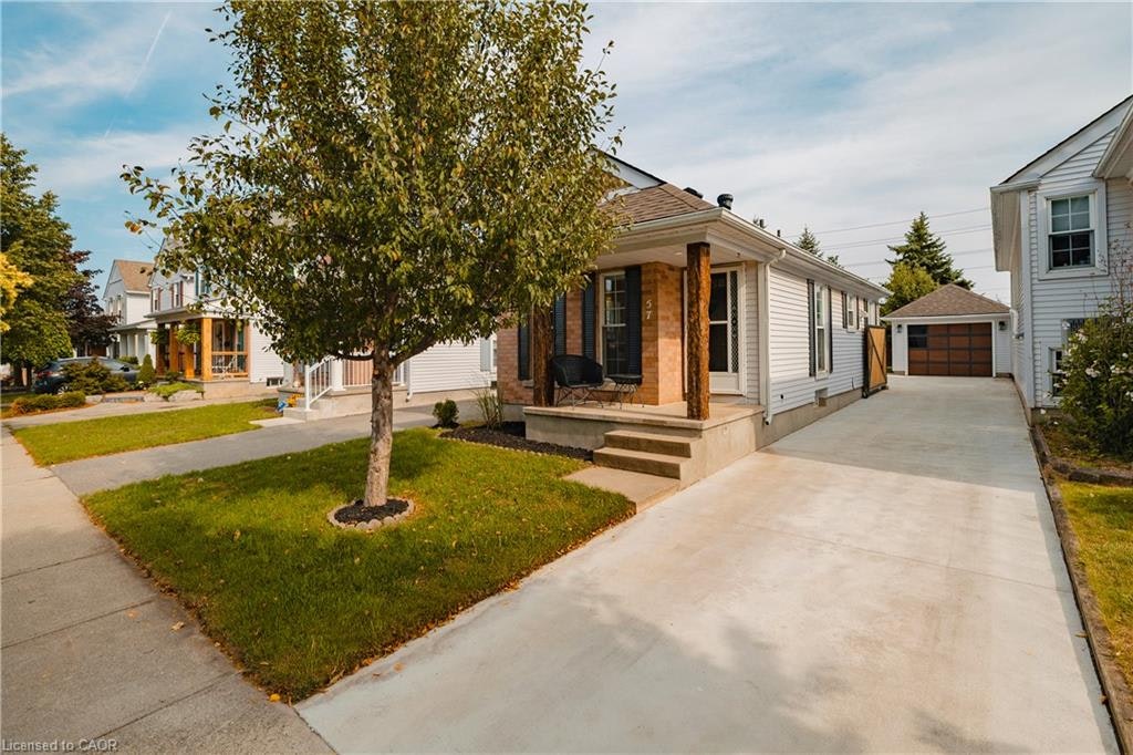 57 Wake Robin Drive, Kitchener, ON, N2E 3L4