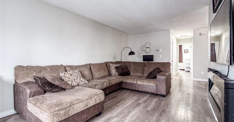 #main-819 John Street, Woodstock, ON, N4S 1R4 - 3