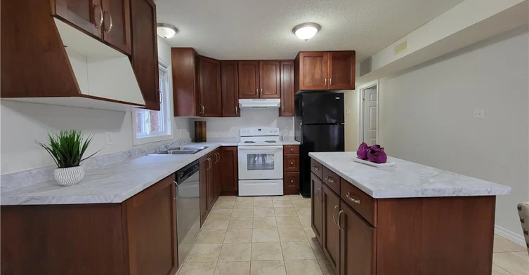 A-128 Udvari Crescent, Kitchener, ON, N2N 3P6 - 6