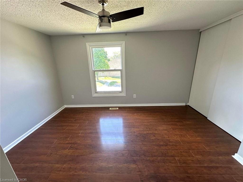 72-165 Green Valley Drive, Kitchener, ON, N2P 1K3 - 10