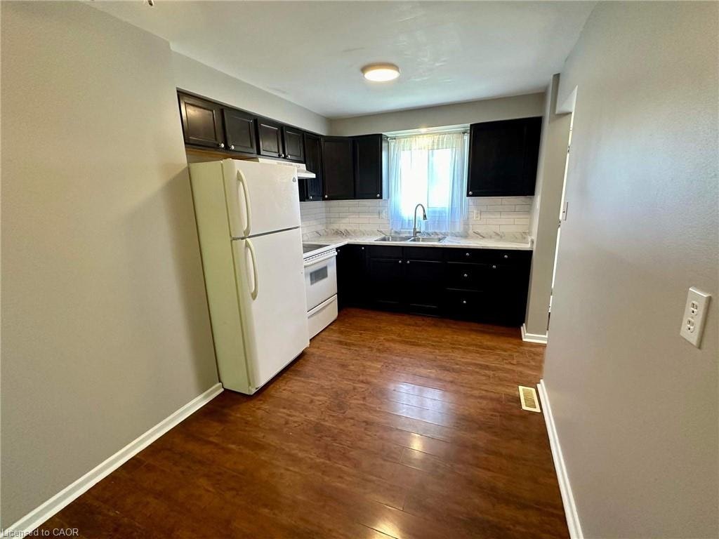 72-165 Green Valley Drive, Kitchener, ON, N2P 1K3 - 5