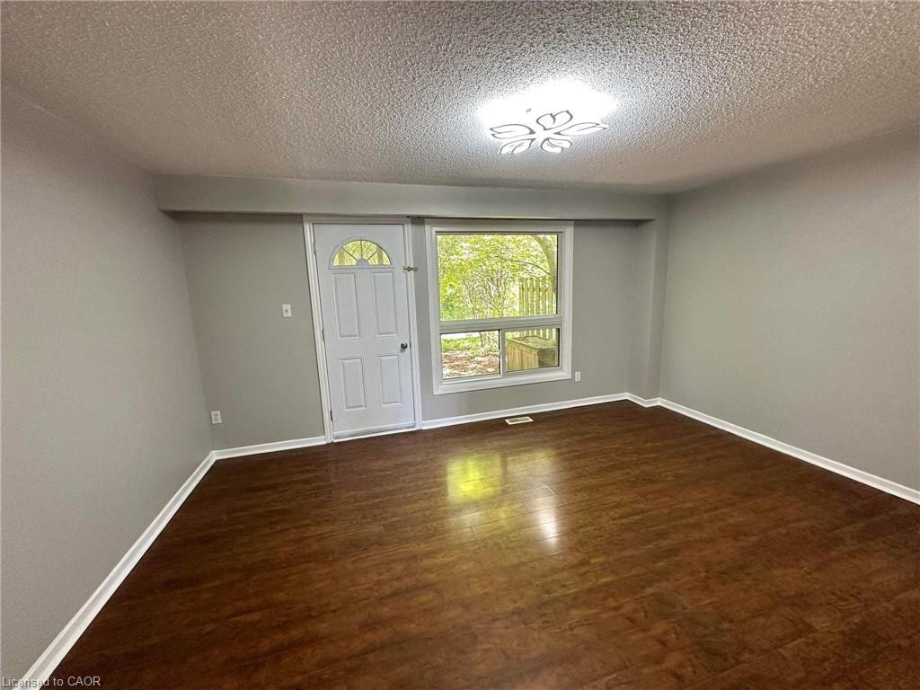 72-165 Green Valley Drive, Kitchener, ON, N2P 1K3 - 7