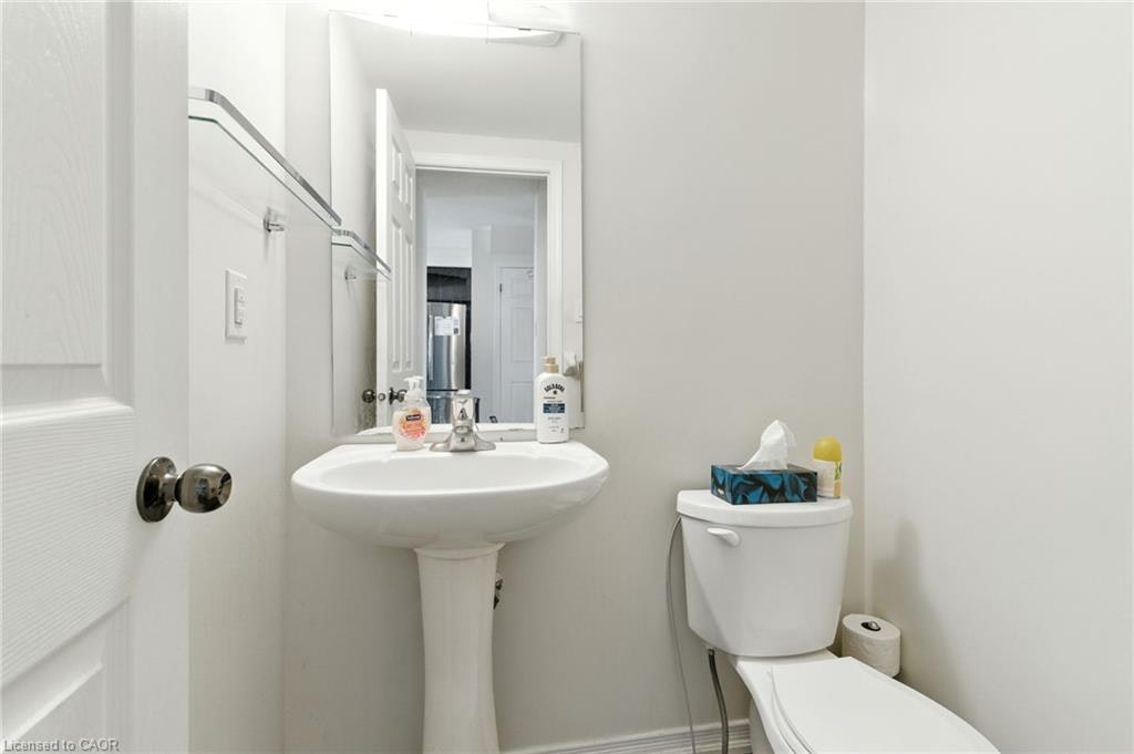 245 Powell Road, Brantford, ON, N3T 0J3 - 4