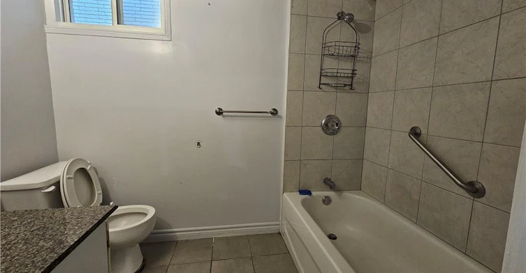 bsmt-49 Selkirk Avenue, Hamilton, ON, L8H 5L6 - 4
