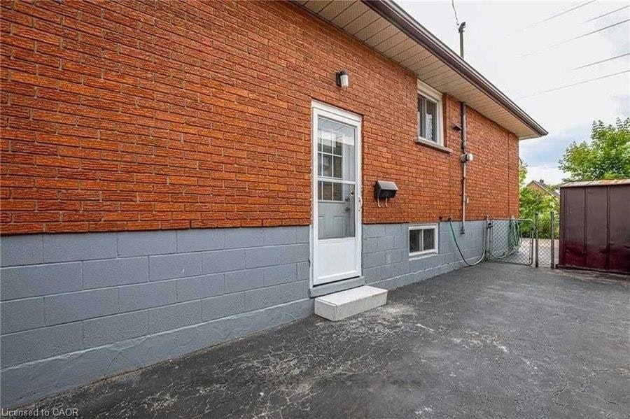 bsmt-49 Selkirk Avenue, Hamilton, ON, L8H 5L6
