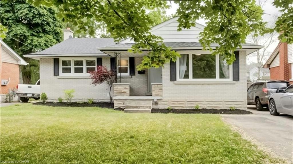 Basement-87 Elgin Crescent, Waterloo, ON, N2J 2S3