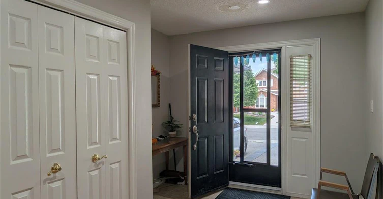 Upper-45 Caswell Drive, Hamilton, ON, L9C 7N3 - 2