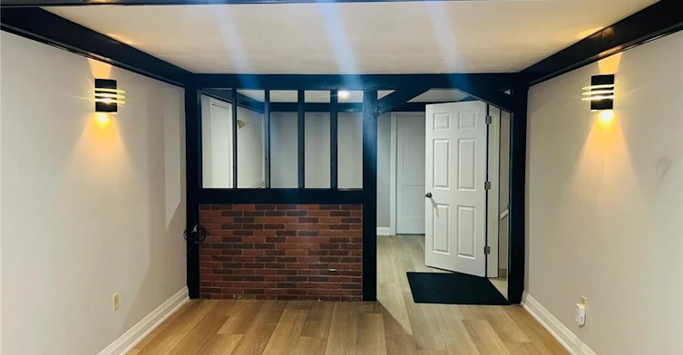 10 Rose Crescent, Hamilton, ON, L8G 3W7 - 5