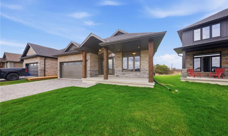105 Craddock Boulevard